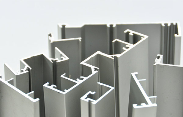 Perfiles estructurales de aluminio